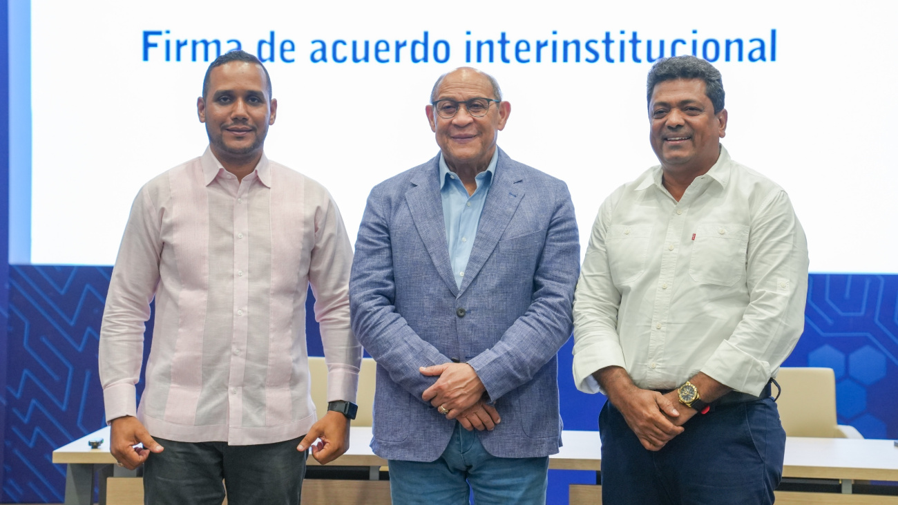 Infotep firma acuerdos con ayuntamientos de Los Alcarrizos y Monte Plata para fortalecer la formación técnica